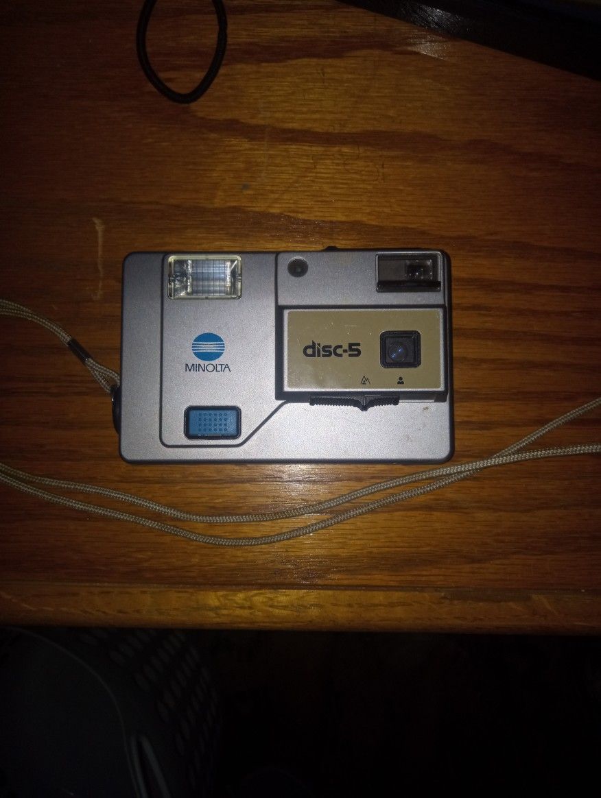 Camera MINOLTA disc-5