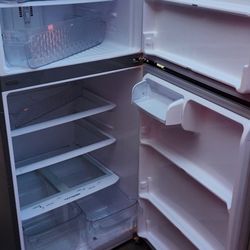 LG Refrigerator 