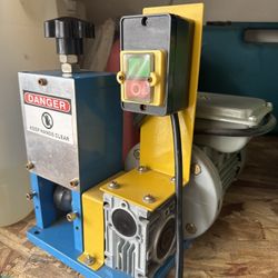Wire Stripping Machine 110V – Copper Cable Stripper