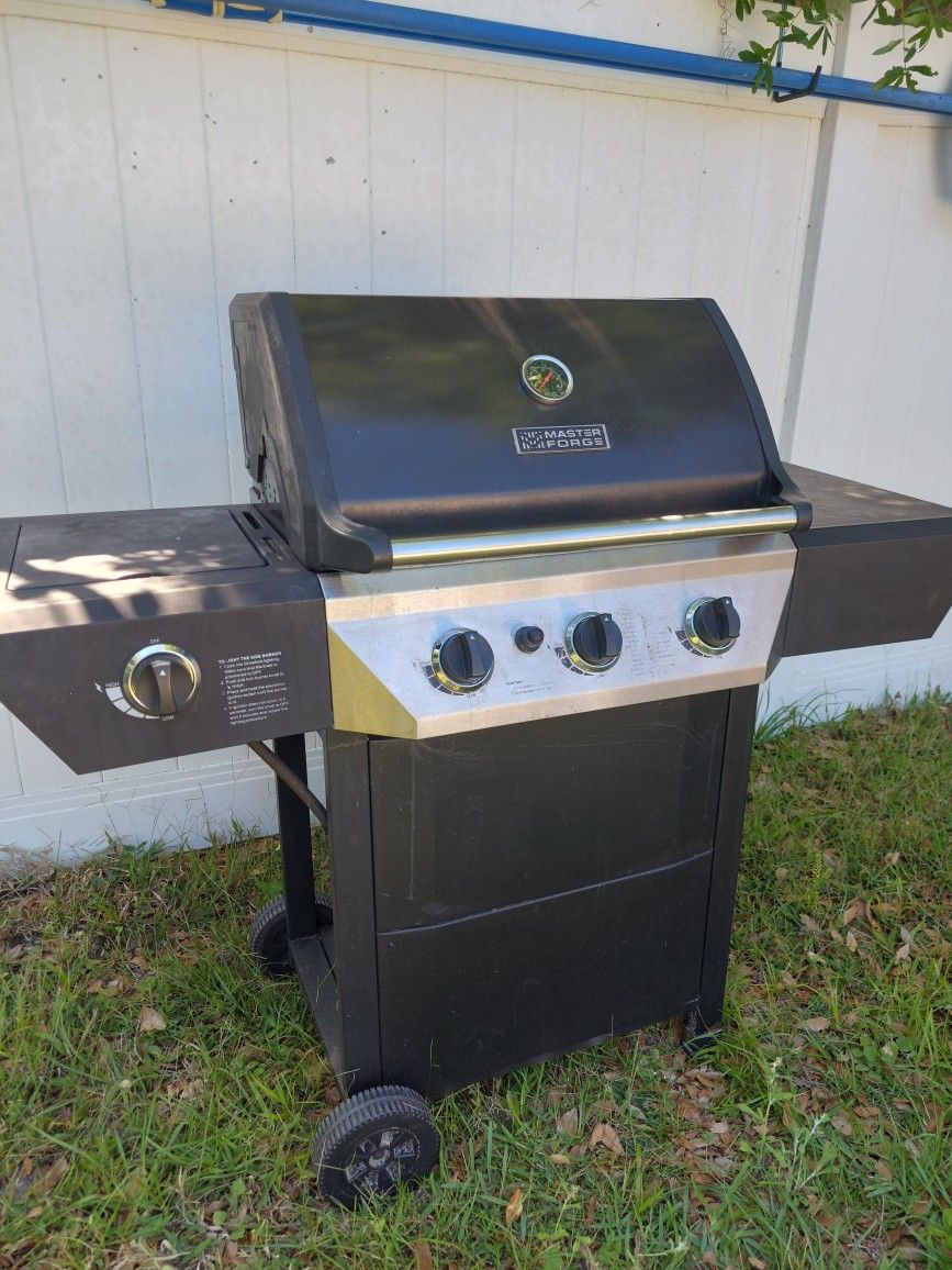 Gas Grill Master Forge 3 Burner Gas Grill w Side Burner Propane Stainless Steel