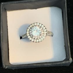 .925 Silver Stamped Ring With High Quality Moissanite Clear Stones