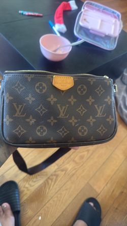 Louis Vuitton Monogram Crossbody Clutch Bag