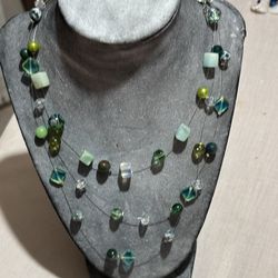 20” Multi Strand Glass Beads Green Beautiful 