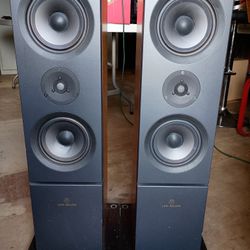 Linn Keilidh Walnut Audiophile Speakers