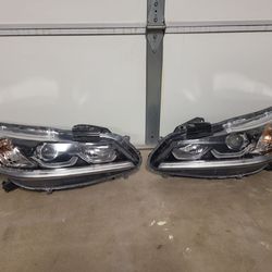 2016 - 2017 Honda Accord Headlights Oem RH & LH