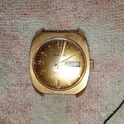 Vintage Helbros Watch  Read The Post