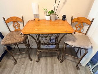 Pub Table