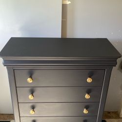 Dresser For The Bedroom 