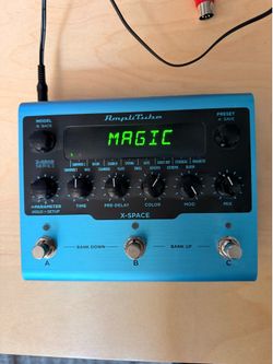 IK Multimedia AmpliTube X-SPACE Reverb Effects Pedal Blue