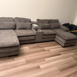 For sale** 124” U Shaped Sectional Sofa, 4 Set Modular Sofa 