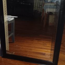 Mirror With See Throgh Edge Design 