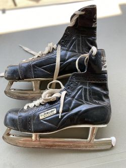 Vintage Black Panther Bauer ice skates