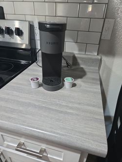 Keurig Coffee Maker + K-Cups