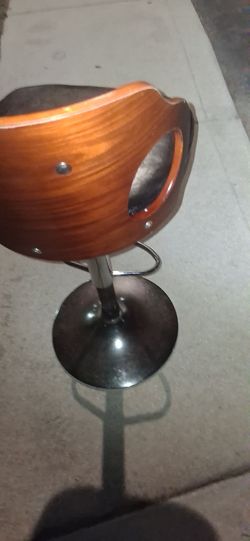 Bar high chair