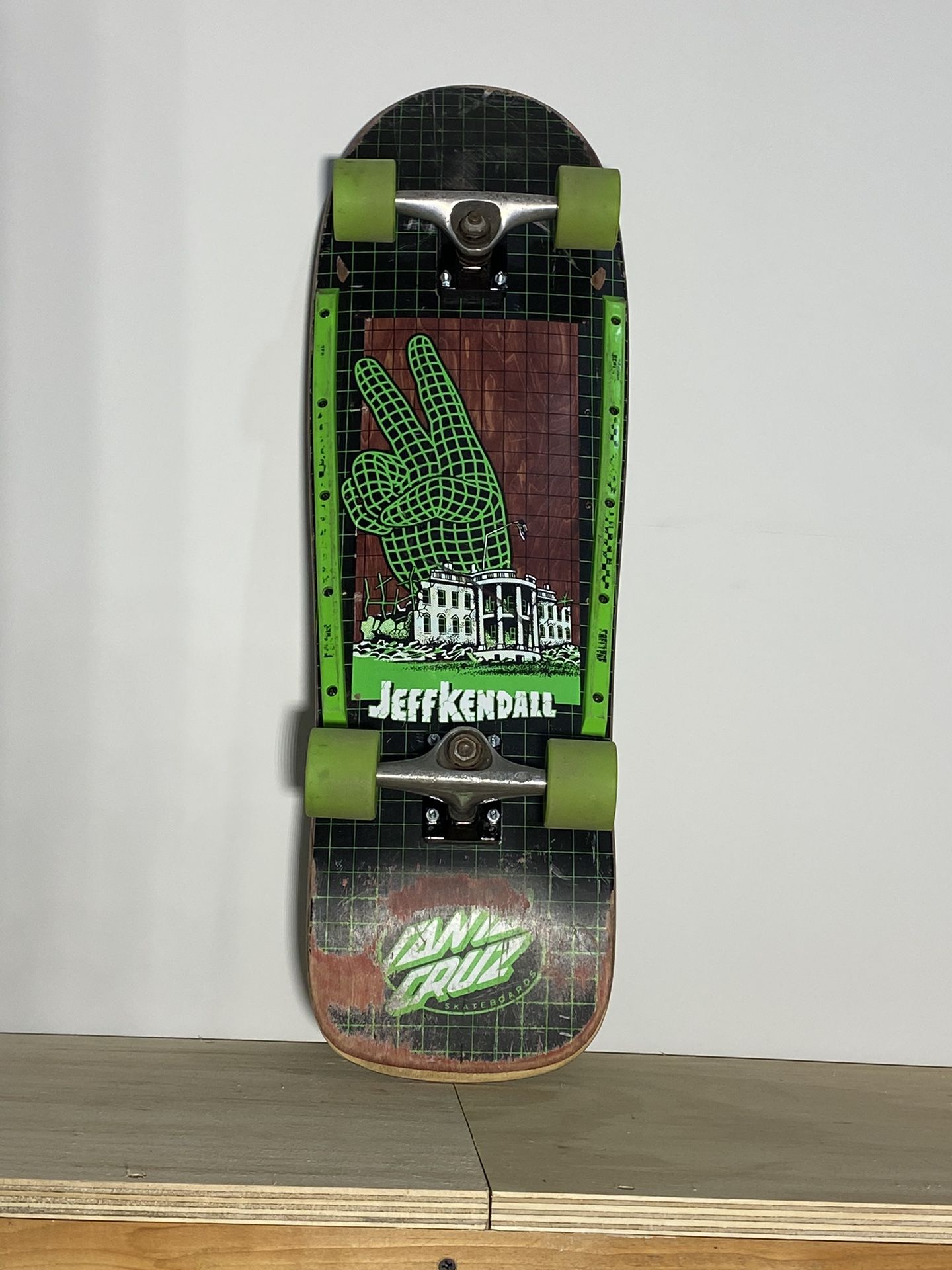 Vintage skateboard Santa Cruz