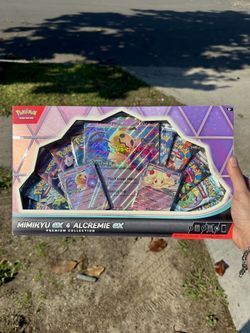 Pokémon Mimikyu EX & Alcremie EX Premium Collection