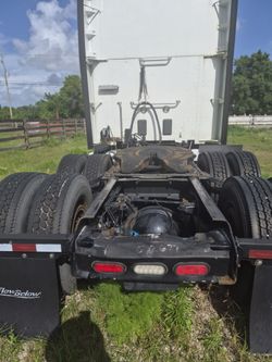 2020Kenworth Sleeper