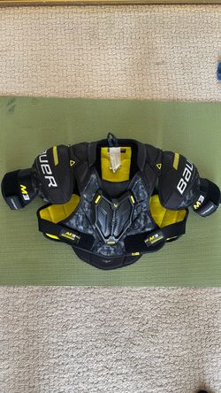 Bauer M3 Supreme Hockey Chest & Shoulder Pads size Int Medium