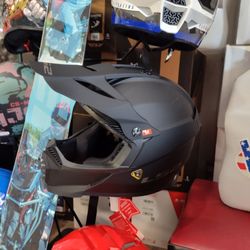 LS2 Matte Black Full-Face Motocross Helmet size medium brand new, DOT approved