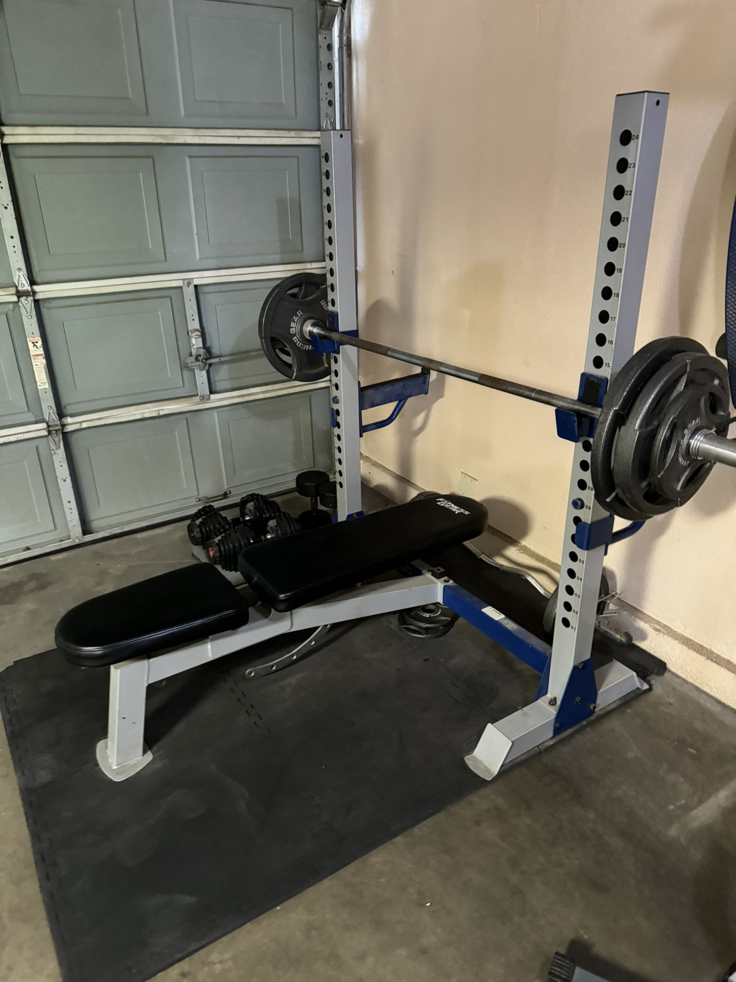 Fitness Gear Bench Press And Pull Up Bar 
