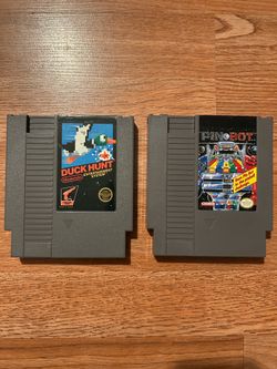 Duck Hunt and Pinot NES games