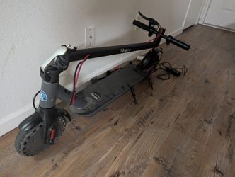 Hiboy S2 Electric Scooter- great condition W/ charger