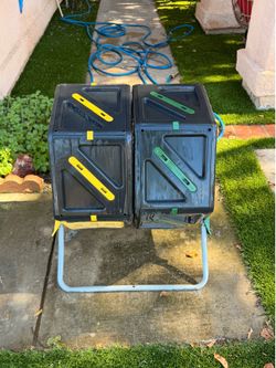 Dual Chamber Compost Tumbler