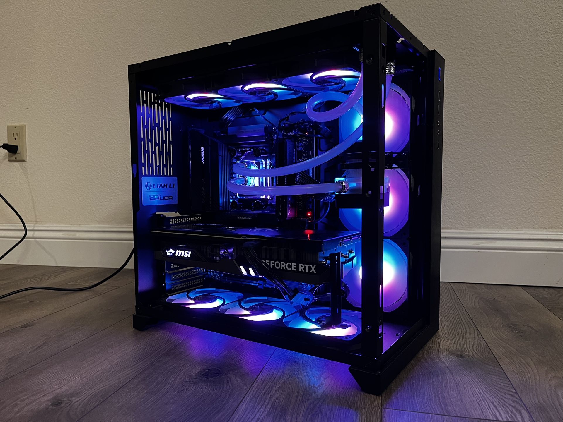 Custom water cooled Gaming PC Ryzen 9 7900x RTX 4070 Ti