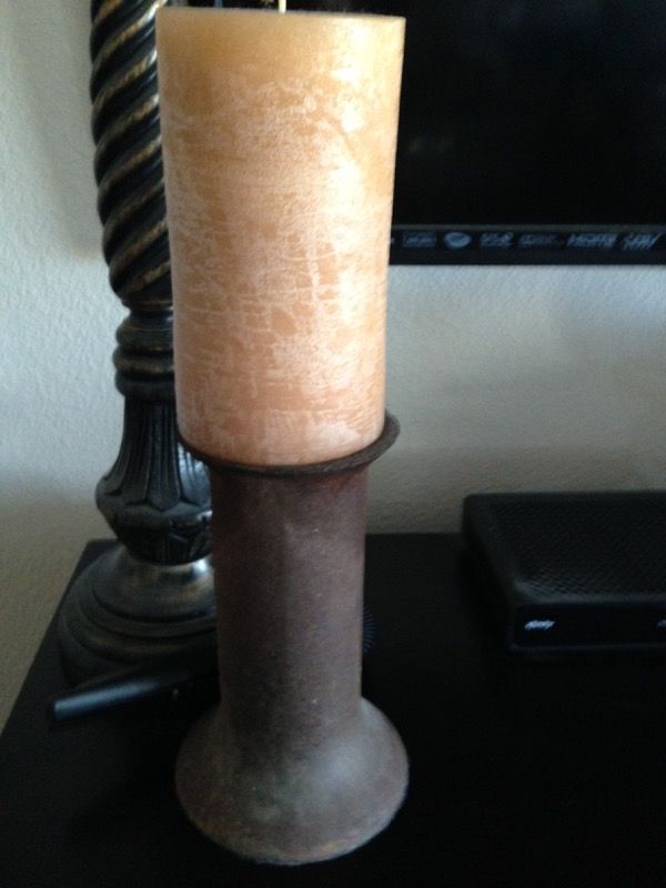 2 wrought iron candle pillars