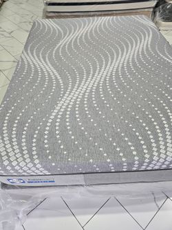 Queen Sizes Mattress And Box Spring