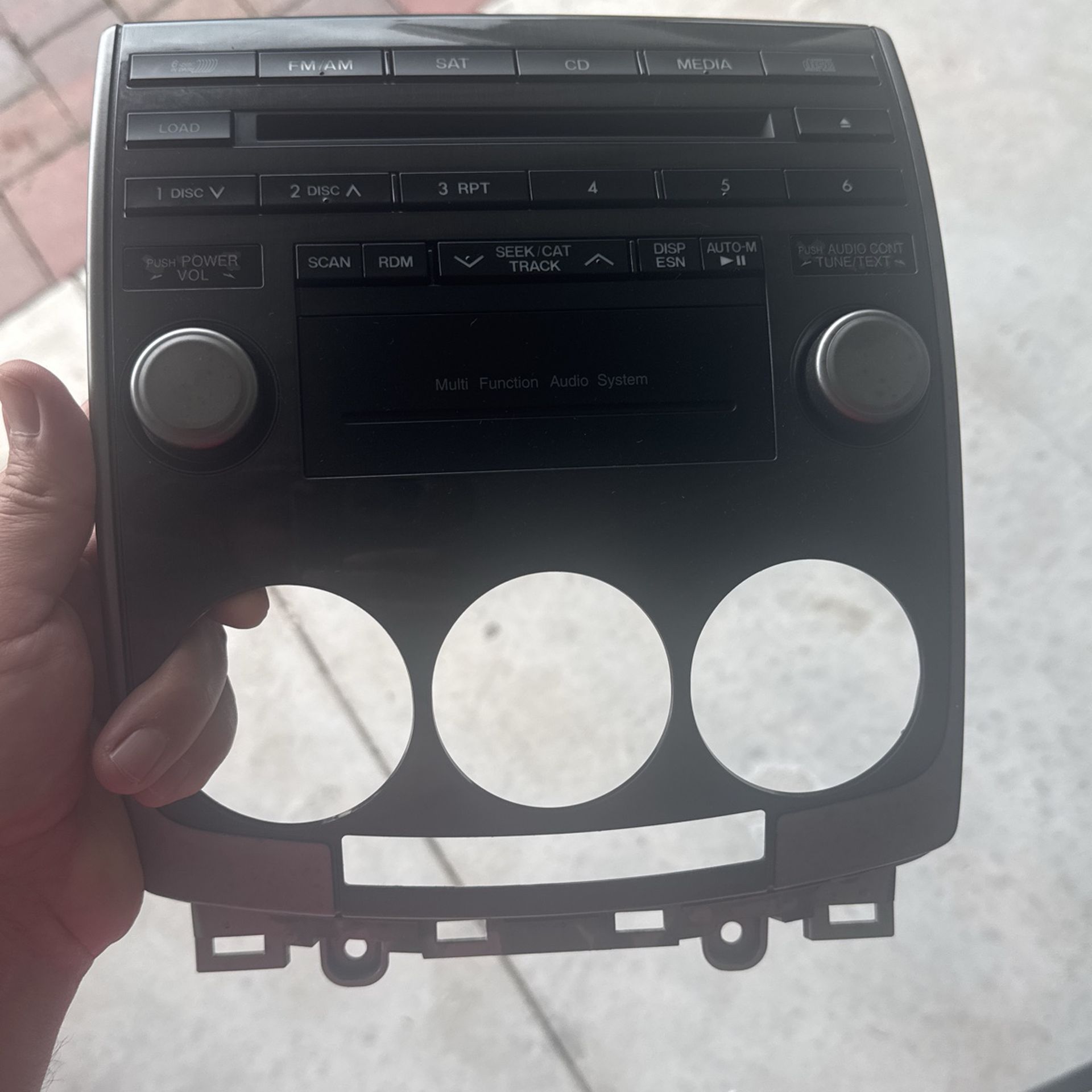 Original Mazda 5 Radio Equipment