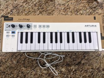 Arturia Keystep 32 MIDI controller