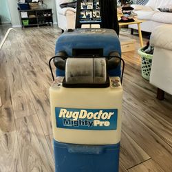 RugDoctor Mighty Pro - Commercial Carpet Washer