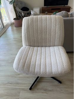 Criss-cross Desk Chair