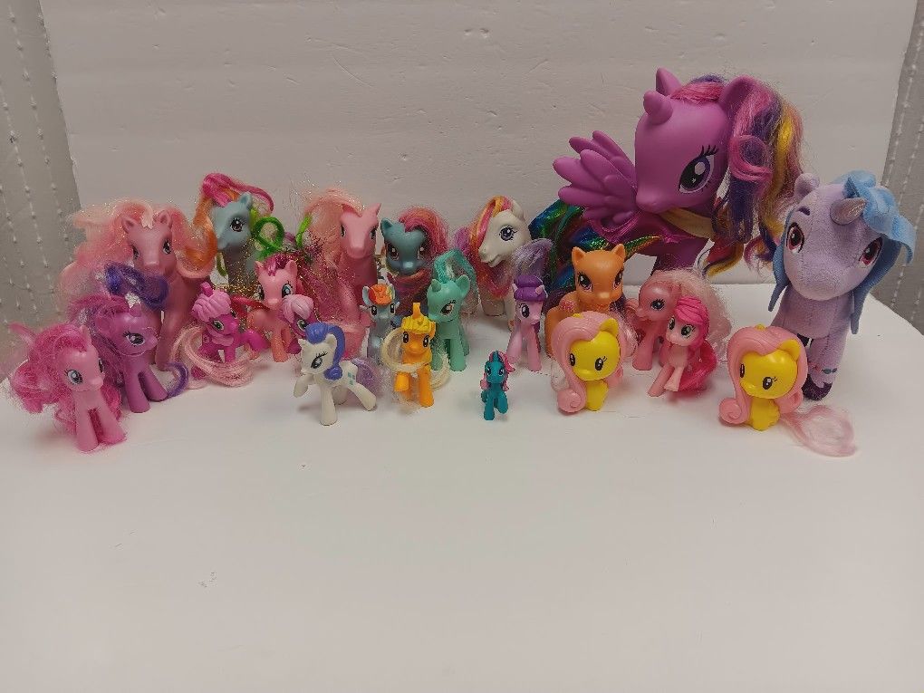 My Little Pony Huge Play Set For Sale