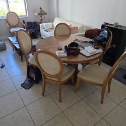 Mesa Redonda Antique + 6 Sillas — Excelente Estado / Antique Round Table + 6 Chairs — Great Condition