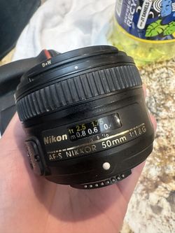 Camera Nikon D810 + Lent AF-S NIKKOR 50mm  f/1.8G