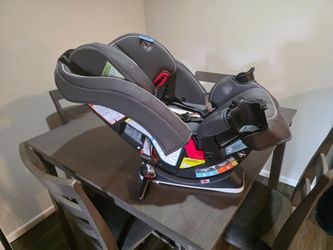 Graco Convertible Car Seat Gray