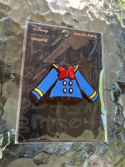 Disney Loungefly Donald Duck Sailor Shirt iron on patch,still sealed in packaging