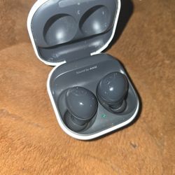 Samsung Bluetooth Earbuds