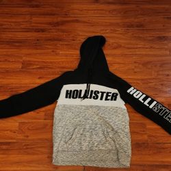 HOLLISTER SWEATER 