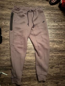 Large nike tech sweats
