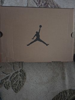 Retro 12 Purple Field