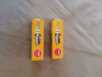 NGK spark plugs - two new #7021