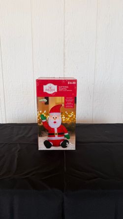 NEW 3.5 FT Sitting Santa Christmas Inflatable