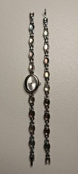 Vintage Gloria Vanderbilt Quartz Watch & Bracelet Set (Works)