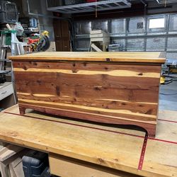 Lane Natural Cedar Chest