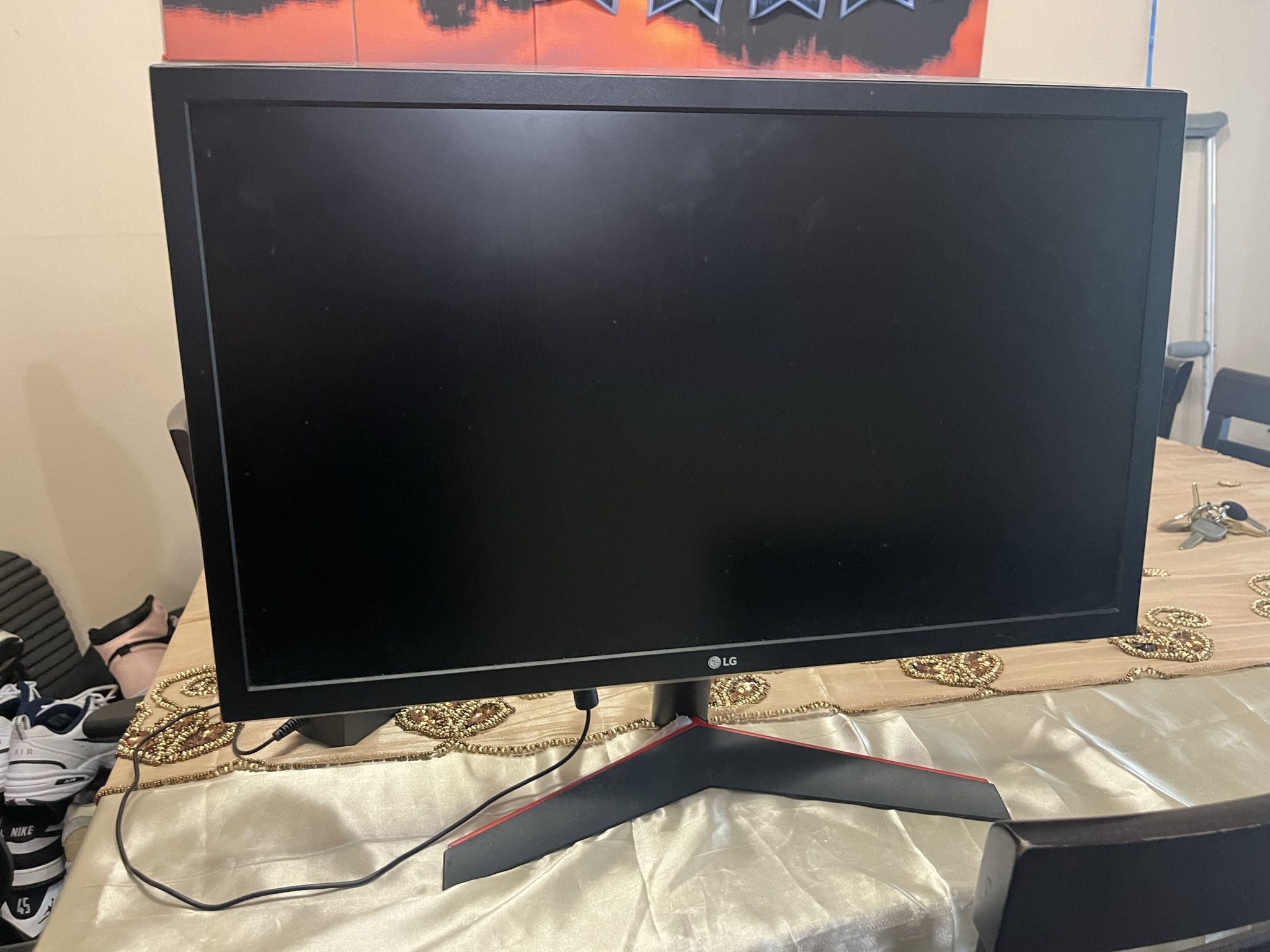 LG 24 UltraGear™ HD 144Hz 1ms Gaming Monitor with FreeSync (1920 × 1080)  24GN50W B