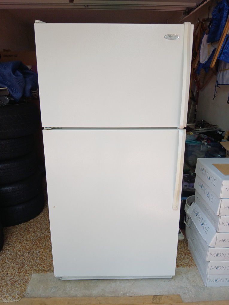 Whirlpool 18.6 Cubic Ft Refrigerator 