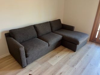 Crate and Barrel Barrett II Sectional Couch Sofa Right Side Chaise